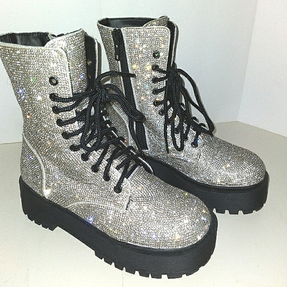 Poster Girl Duchess Bling Boots NWOT-FINAL PRICE DROP
